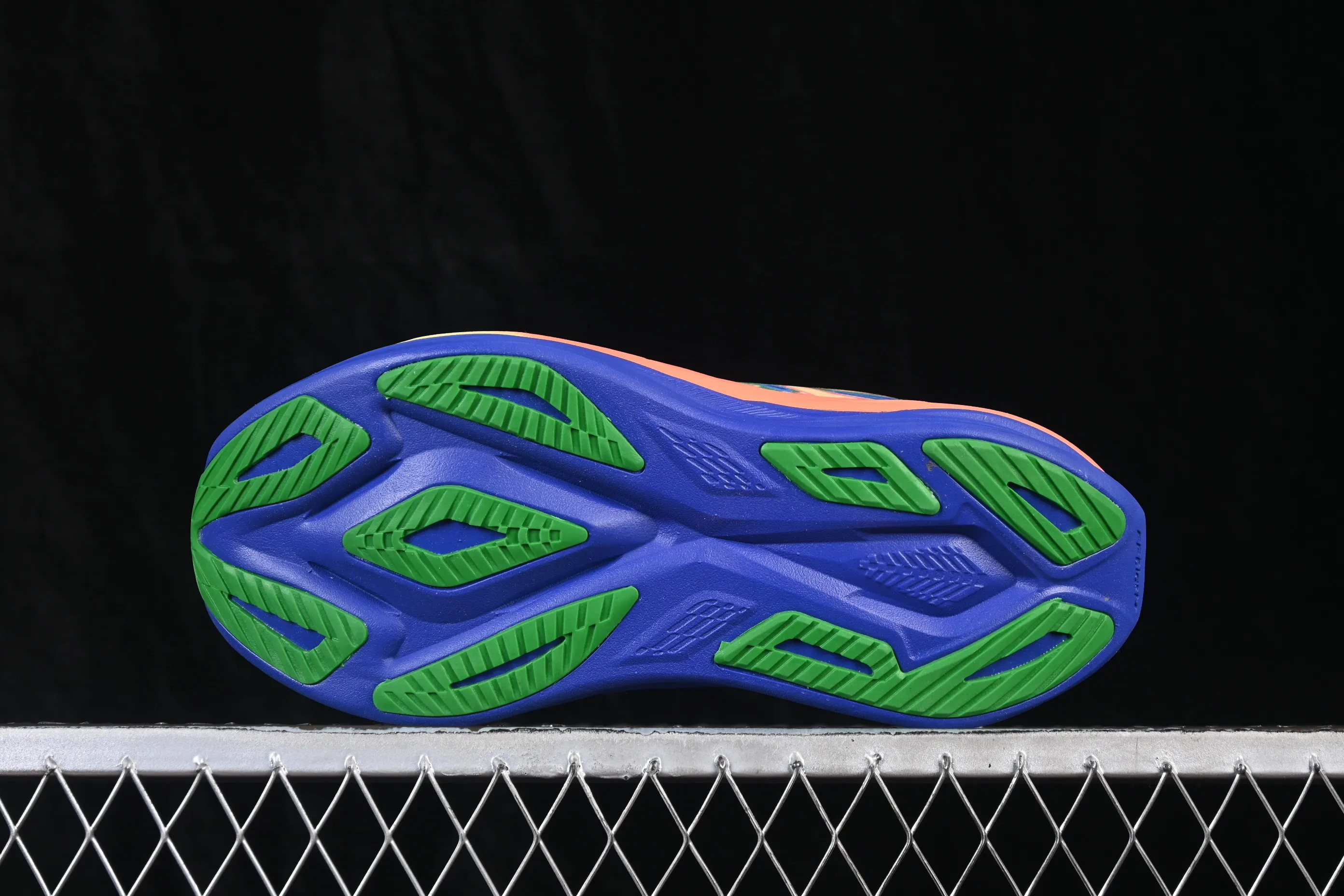 All categories Asics Asics series Asics Superblast 3 Asics Superblast 3 Asics comfortable and breathable sports running shoes 1013A180-001